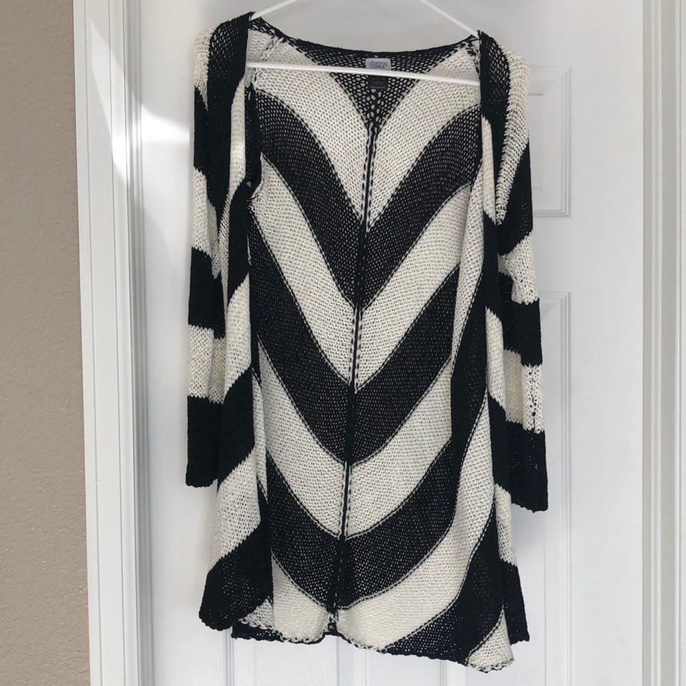 Knitted cardigan